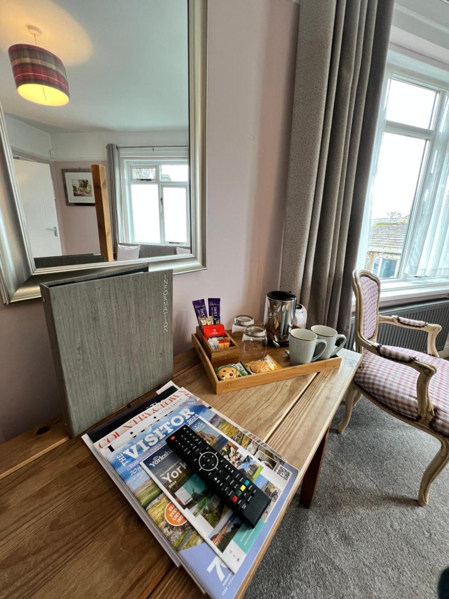 Devonshire Arms Inn 2*