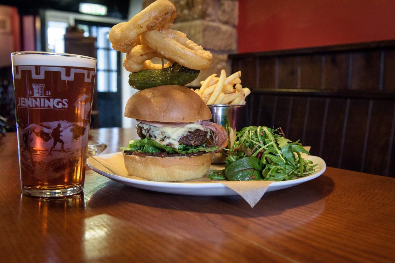 Devonshire Arms Inn